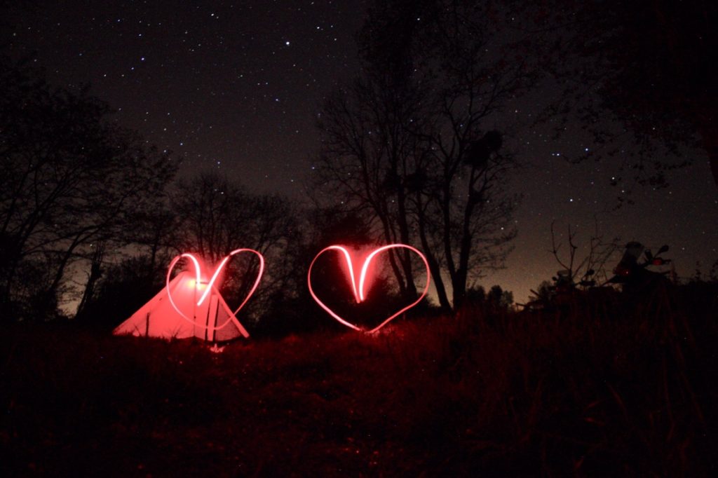 Frankreich Motorradtour & Camping bei Nacht